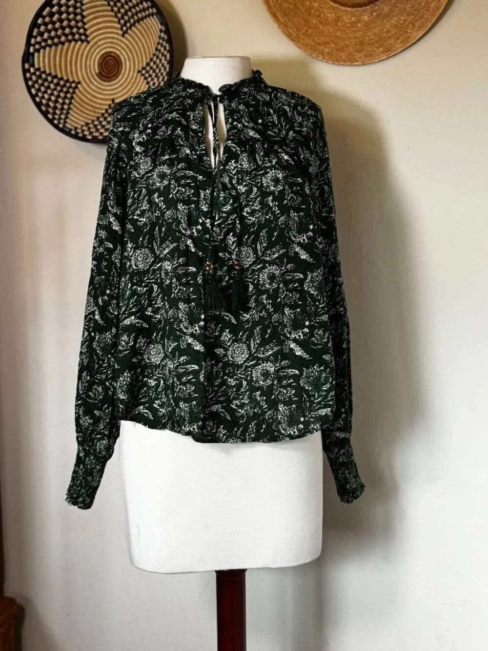 Anthropologie Blouse - Size Medium - Picture 1 of 3